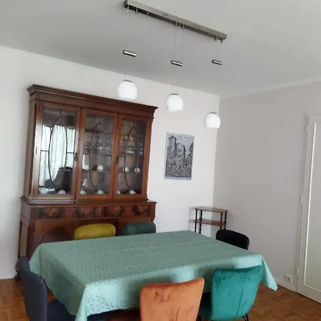 69m2 Ascenseur Climatiseur Centre De 24 Apartament